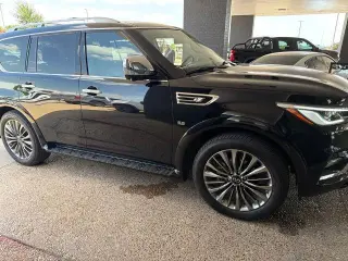 INFINITI QX80 2019 AWD Luxe 4dr SUV
