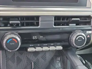 Toyota Tacoma 2025 4x4 TRD Sport 4dr Double Cab 5.0 ft SB 8A
