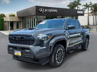 Toyota Tacoma 2025 4x4 TRD Sport 4dr Double Cab 5.0 ft SB 8A