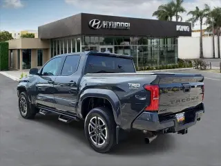 Toyota Tacoma 2025 4x4 TRD Sport 4dr Double Cab 5.0 ft SB 8A
