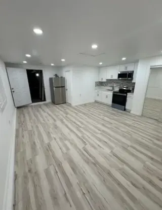 Large studio Apt in Los Angele