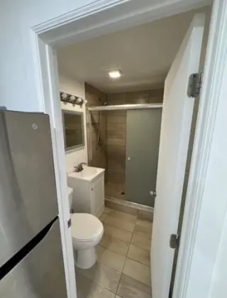 Large studio Apt in Los Angele
