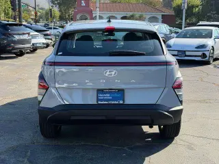 Hyundai KONA 2025 SE 4dr Crossover