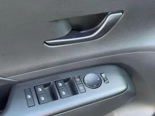 Hyundai KONA 2025 SE 4dr Crossover