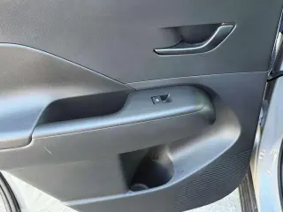 Hyundai KONA 2025 SE 4dr Crossover