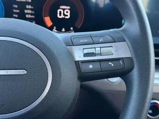 Hyundai KONA 2025 SE 4dr Crossover