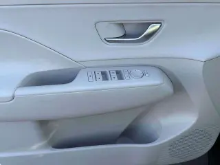Hyundai KONA 2026 SEL Premium 4dr SUV