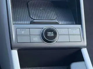 Hyundai KONA 2026 SEL Premium 4dr SUV