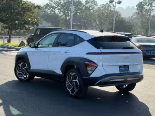 Hyundai KONA 2026 SEL Premium 4dr SUV