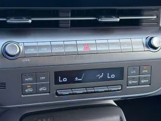 Hyundai KONA 2026 SEL Premium 4dr SUV