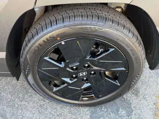 Hyundai KONA 2026 SEL Sport 4dr SUV