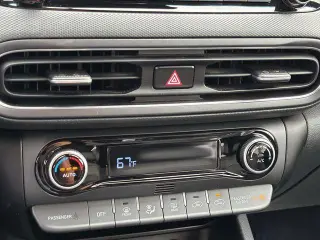 Hyundai KONA 2023 AWD Limited 4dr Crossover