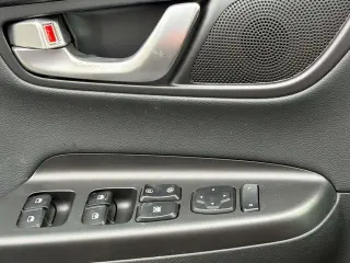 Hyundai KONA 2023 AWD Limited 4dr Crossover