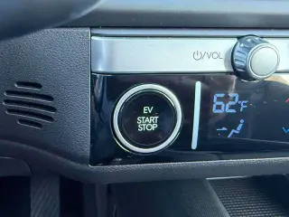 Hyundai IONIQ 6 2025 SE 4dr Sedan