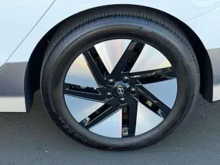 Hyundai IONIQ 6 2025 SE 4dr Sedan