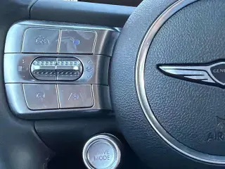 Genesis GV60 2025 Standard 4dr SUV