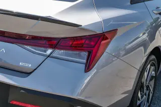 Hyundai ELANTRA Hybrid 2025 SEL Sport 4dr Sedan
