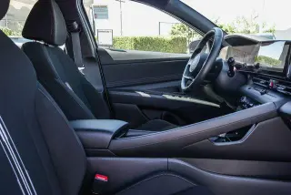 Hyundai ELANTRA Hybrid 2025 SEL Sport 4dr Sedan