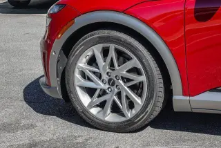 Genesis GV60 2023 AWD Advanced 4dr SUV