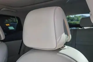 Genesis GV60 2023 AWD Advanced 4dr SUV