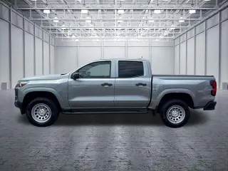 Chevrolet Colorado 2024 4x2 Work Truck 4dr Crew Cab 5 ft. SB