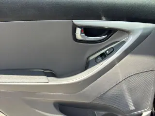 Hyundai ELANTRA 2014 Limited 4dr Sedan