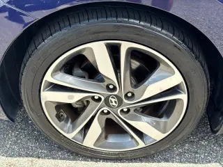 Hyundai ELANTRA 2014 Limited 4dr Sedan