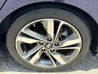 Hyundai ELANTRA 2014 Limited 4dr Sedan