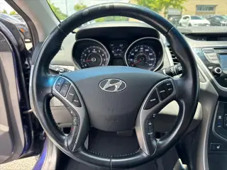 Hyundai ELANTRA 2014 Limited 4dr Sedan