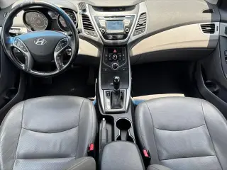 Hyundai ELANTRA 2014 Limited 4dr Sedan