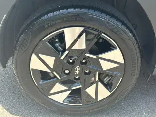 Hyundai KONA 2025 SEL 4dr Crossover