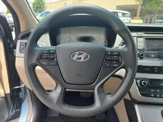 Hyundai SONATA Hybrid 2016 SE 4dr Sedan