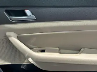 Hyundai SONATA Hybrid 2016 SE 4dr Sedan