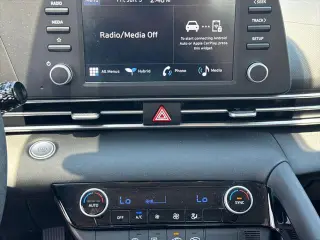 Hyundai ELANTRA Hybrid 2025 Blue 4dr Sedan