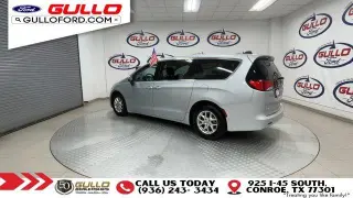 Chrysler Voyager 2023 LX 4dr Mini-Van