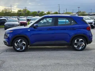 Hyundai VENUE 2024 Limited 4dr Crossover