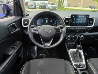 Hyundai VENUE 2024 Limited 4dr Crossover