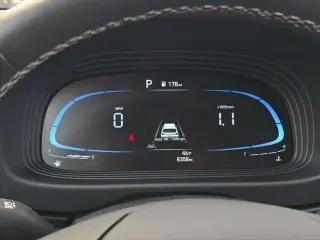 Hyundai VENUE 2024 Limited 4dr Crossover