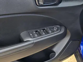 Hyundai VENUE 2024 Limited 4dr Crossover