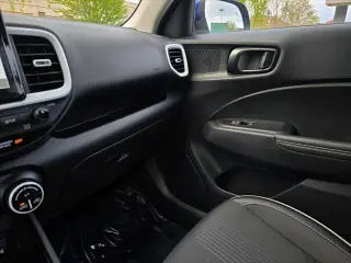 Hyundai VENUE 2024 Limited 4dr Crossover