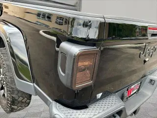 Jeep Gladiator 2021 4x4 Willys 4dr Crew Cab 5.0 ft. SB