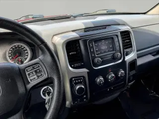 Ram 1500 2015 4x4 SLT 4dr Quad Cab 6.3 ft. SB Pickup
