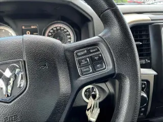 Ram 1500 2015 4x4 SLT 4dr Quad Cab 6.3 ft. SB Pickup