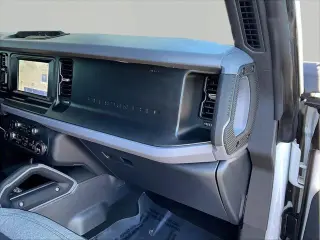 Ford Bronco 2023 4x4 Big Bend 4dr SUV