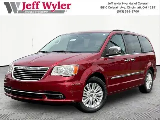 Chrysler Town and Country 2013 Touring-L 4dr Mini-Van