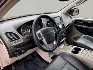 Chrysler Town and Country 2013 Touring-L 4dr Mini-Van