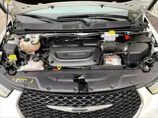 Chrysler Pacifica Plug-In Hybrid 2023 Touring L 4dr Mini-Van
