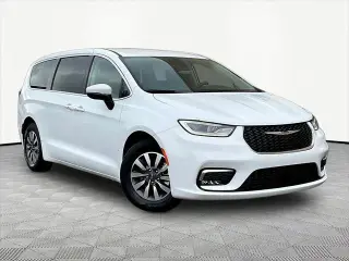Chrysler Pacifica Plug-In Hybrid 2023 Touring L 4dr Mini-Van