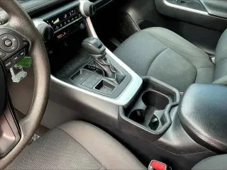 Toyota RAV4 2019 AWD LE 4dr SUV
