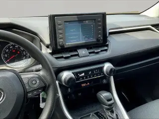 Toyota RAV4 2019 AWD LE 4dr SUV